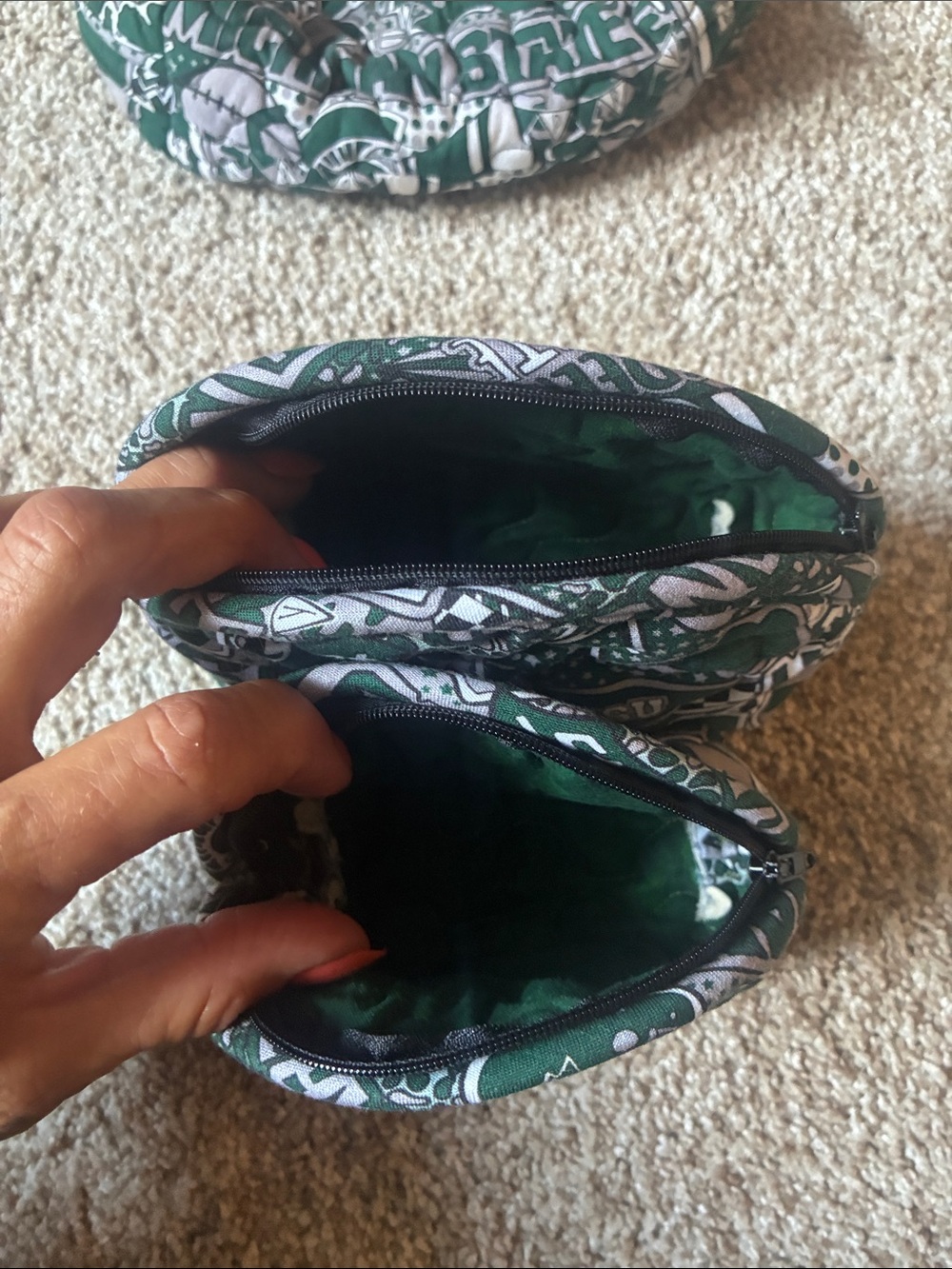 MICHIGAN STATE Green White Black Michigan State Cosmetic Pouches Set - Picture 5 of 6